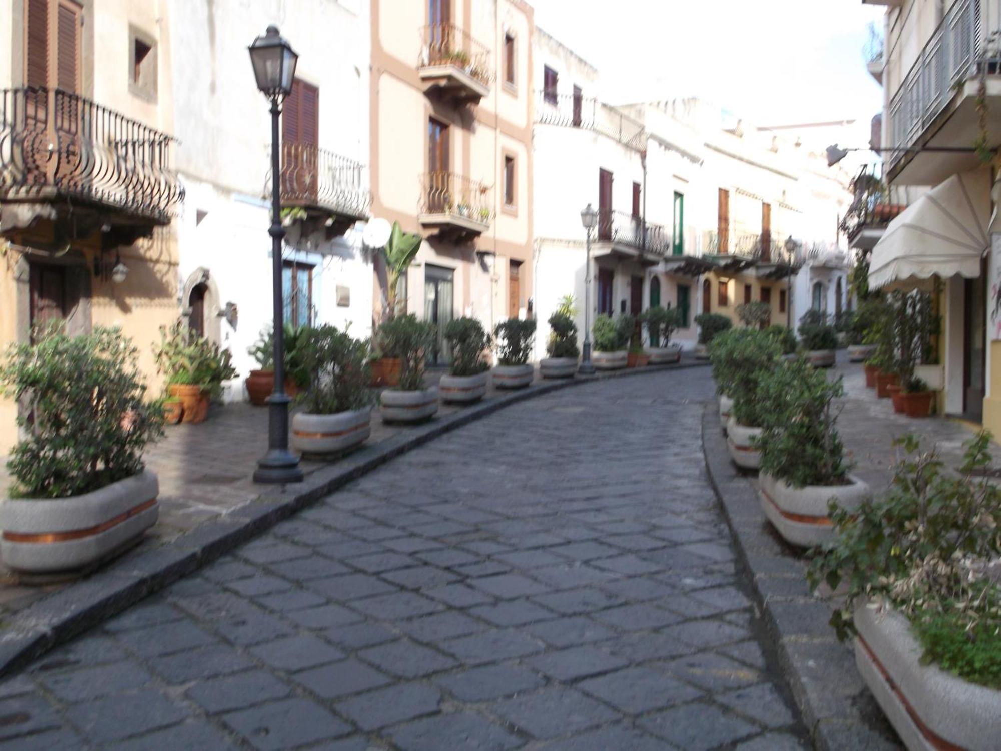 Centrostoricolipari Villa Exterior foto