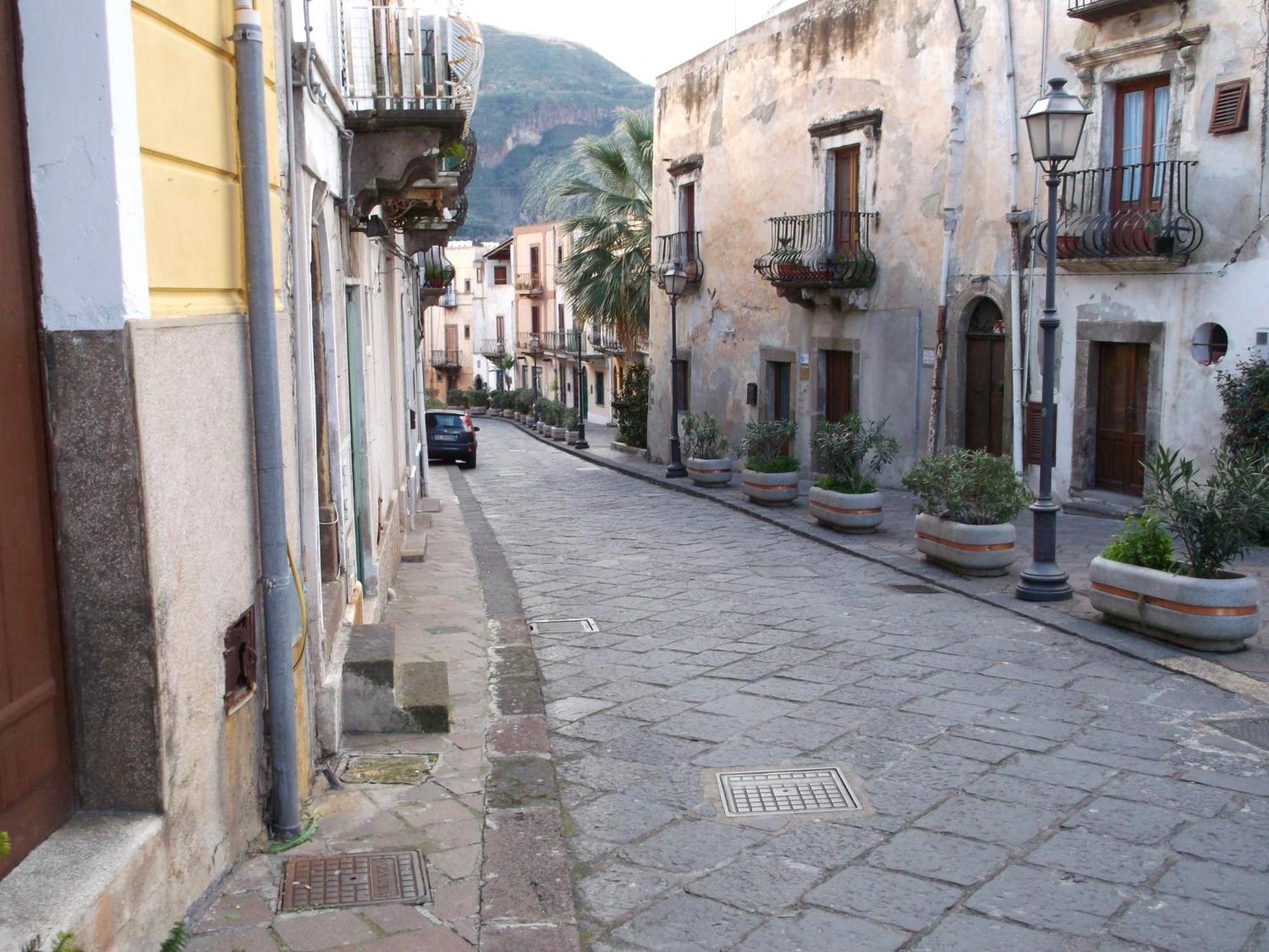 Centrostoricolipari Villa Exterior foto