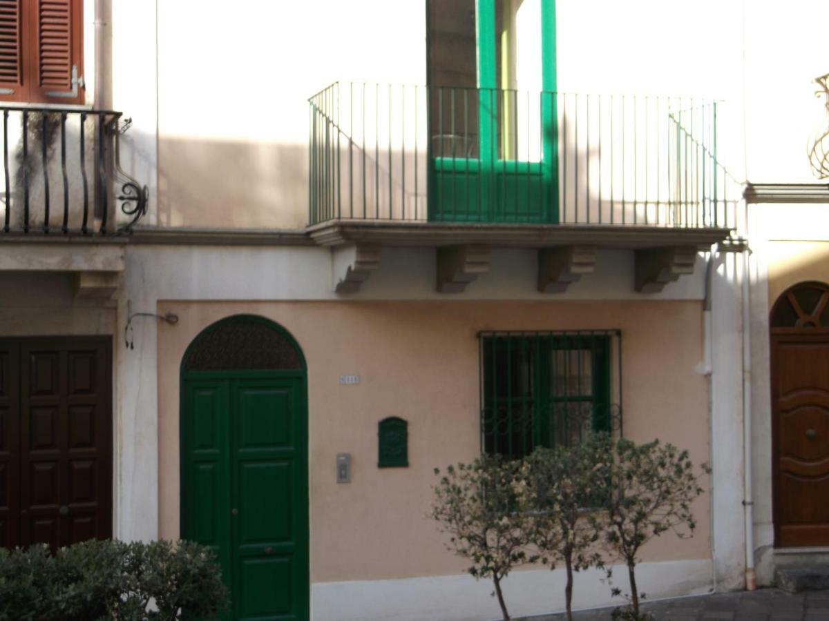 Centrostoricolipari Villa Exterior foto